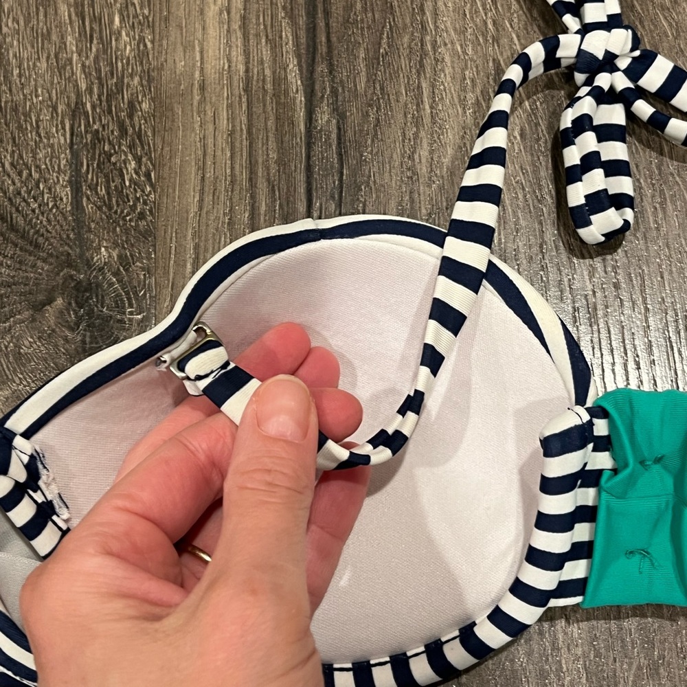 Striped bikini set - Picture 4 of 5